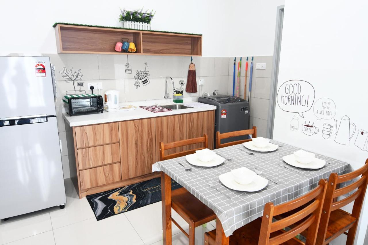 Mahkota Valley Apartment Indera Mahkota Kuantan#Netflix Экстерьер фото