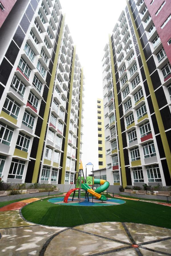 Mahkota Valley Apartment Indera Mahkota Kuantan#Netflix Экстерьер фото