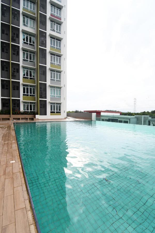 Mahkota Valley Apartment Indera Mahkota Kuantan#Netflix Экстерьер фото