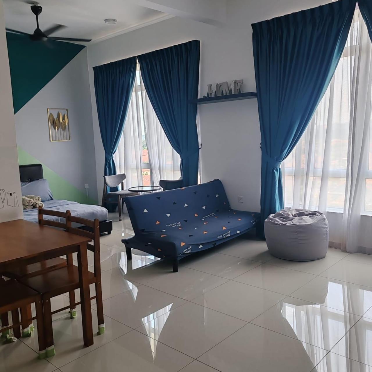 Mahkota Valley Apartment Indera Mahkota Kuantan#Netflix Экстерьер фото